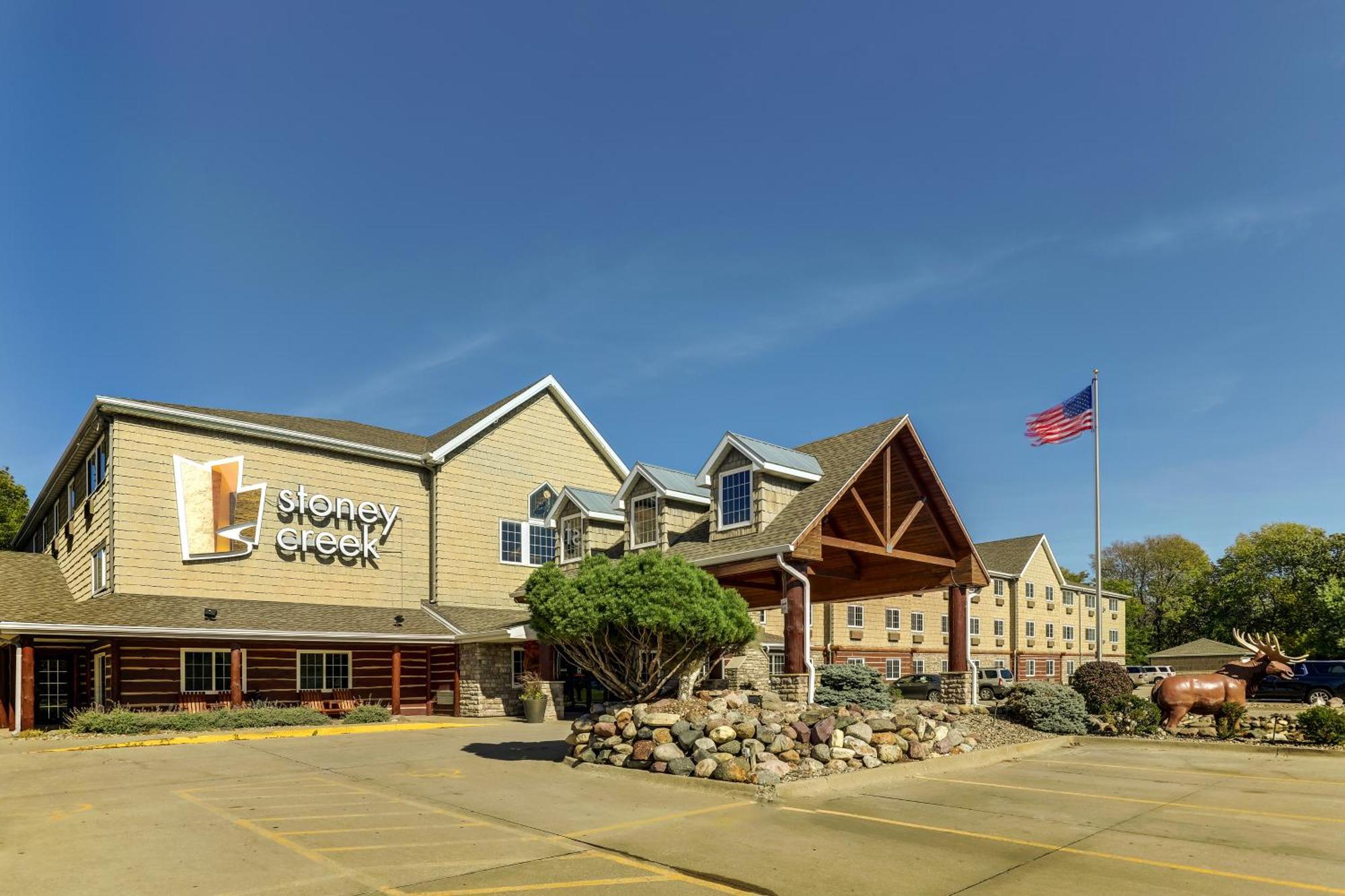Stoney Creek Hotel Des Moines - Johnston Exterior photo