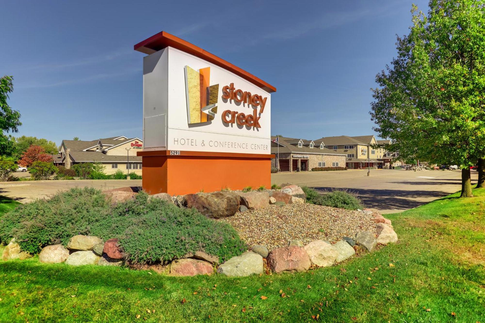 Stoney Creek Hotel Des Moines - Johnston Exterior photo